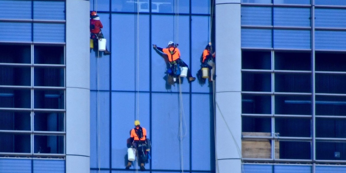 Transform Your Building with Abseiling Pressure Washing